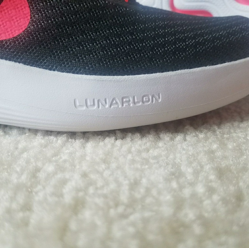 Nike women's lunarconverge running shoes - Picture 6 of 6
